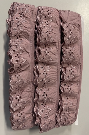 Broderiekant katoen met plooi 50 mm (25 m), Oud roze